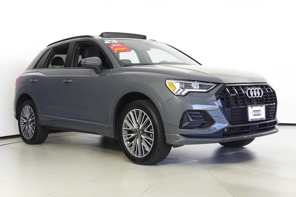 Thumbnail: 2023 Audi Q3 - 4