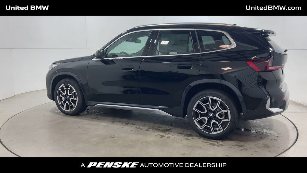 Thumbnail: 2026 BMW X1 - 6