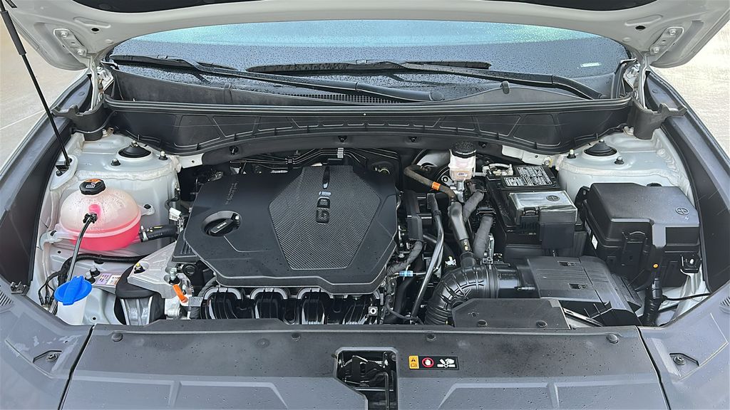 2023 Hyundai Tucson SEL Silver at Community Toyota