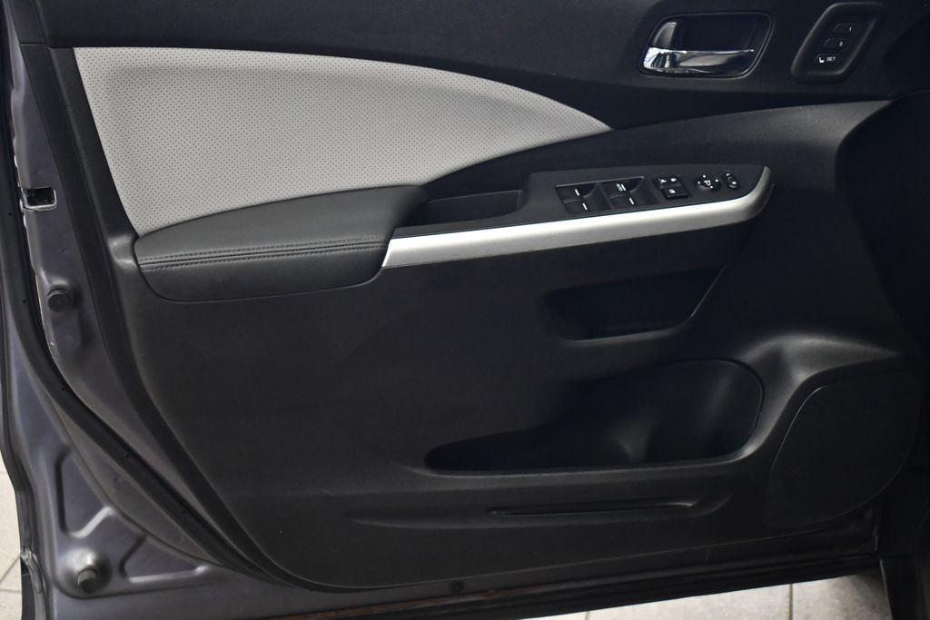 Thumbnail: 2015 Honda CR-V - 16