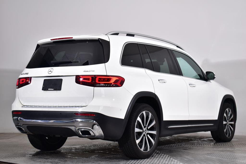 Thumbnail: 2022 Mercedes-Benz GLB - 5