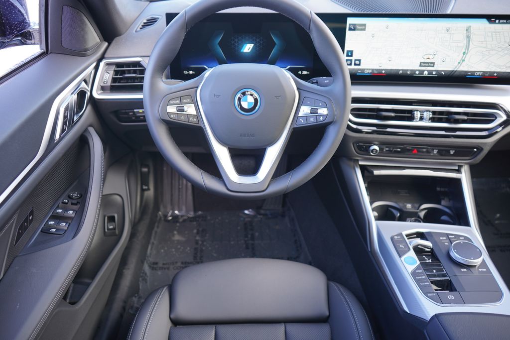 2024 BMW i4 eDrive35 14