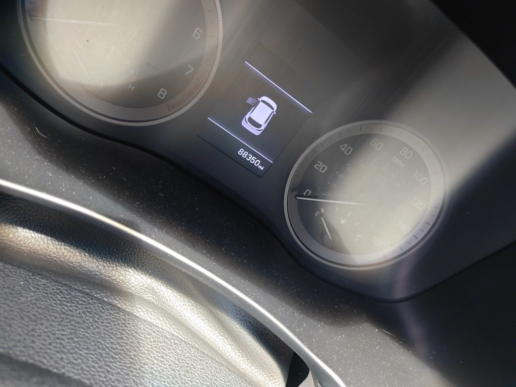 Thumbnail: 2019 Hyundai Tucson - 6