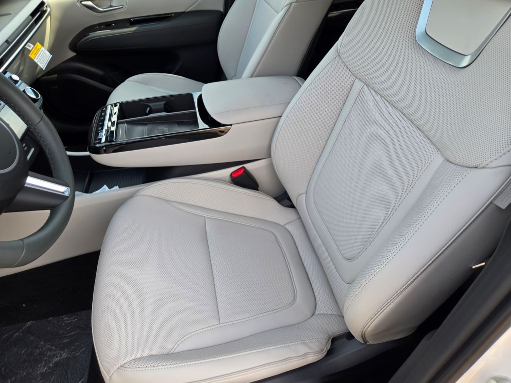 Thumbnail: 2025 Hyundai Tucson - 17