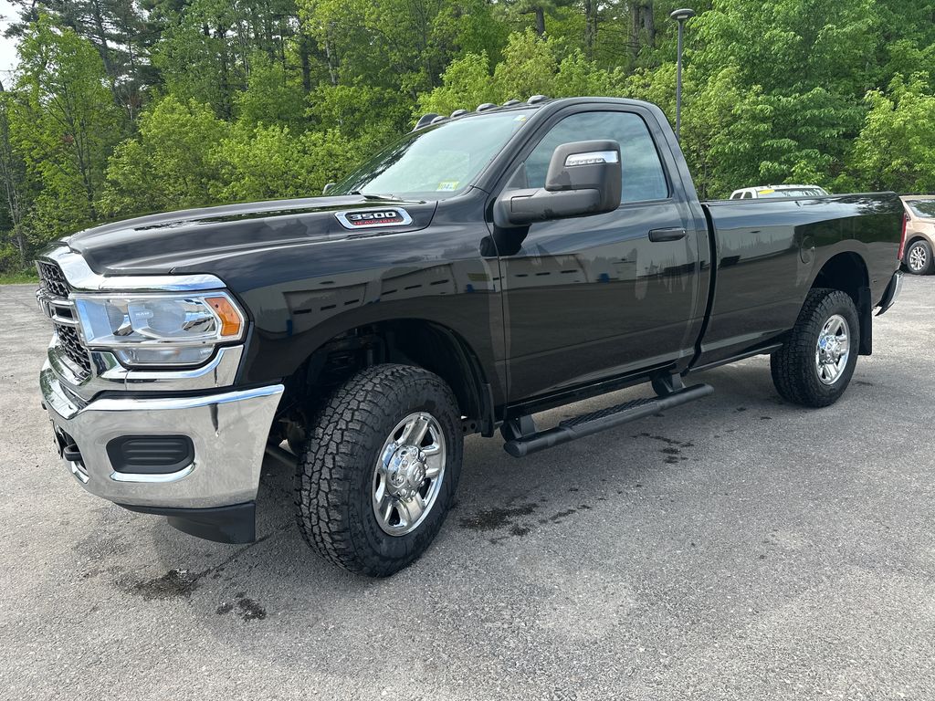 Diamond Black Crystal Pearlcoat 2024 RAM 3500 Pickup Truck Four-Wheel Drive 8-Speed Automatic