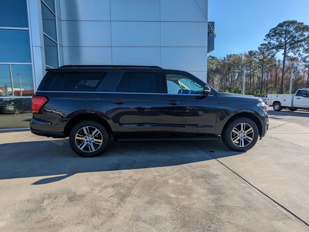 2024 Ford Expedition MAX XLT