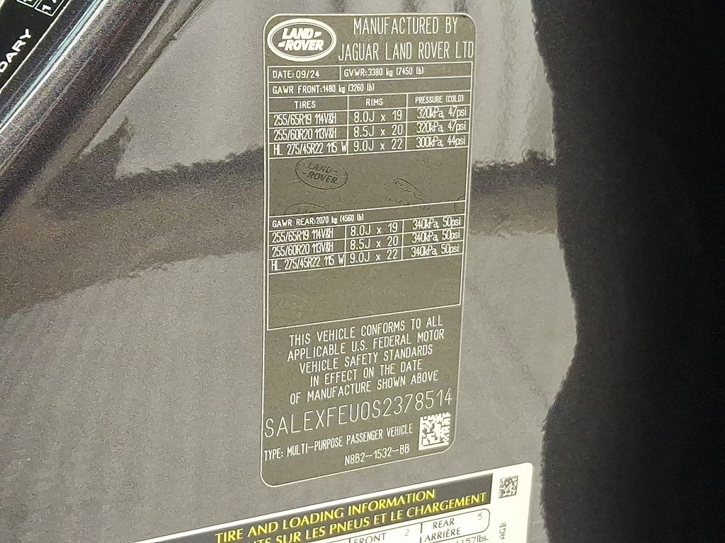 Thumbnail: 2025 Land Rover Defender - 29