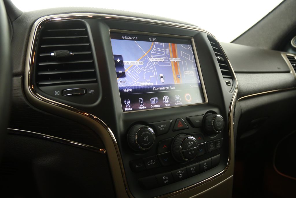 Thumbnail: 2015 Jeep Grand Cherokee - 25