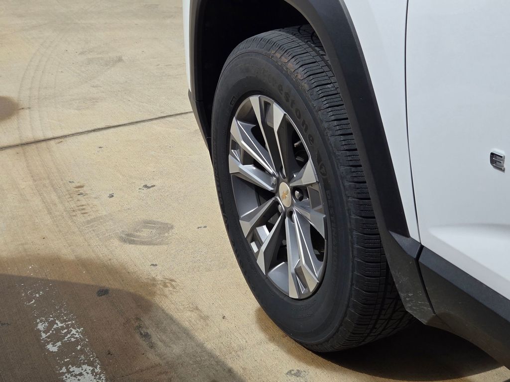 Used 2025 Chevrolet Equinox SUV
