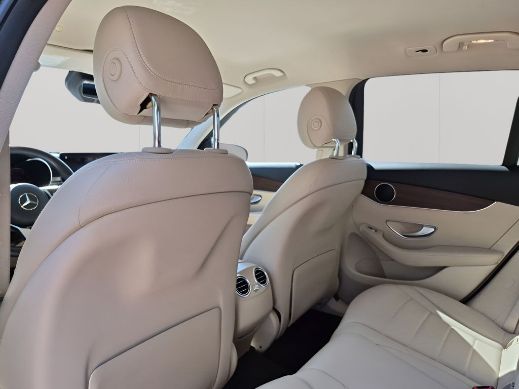 Used Car 2022 Mercedes-benz Glc  Glc 300 For Sale Under $35,000 In Austin, Texas