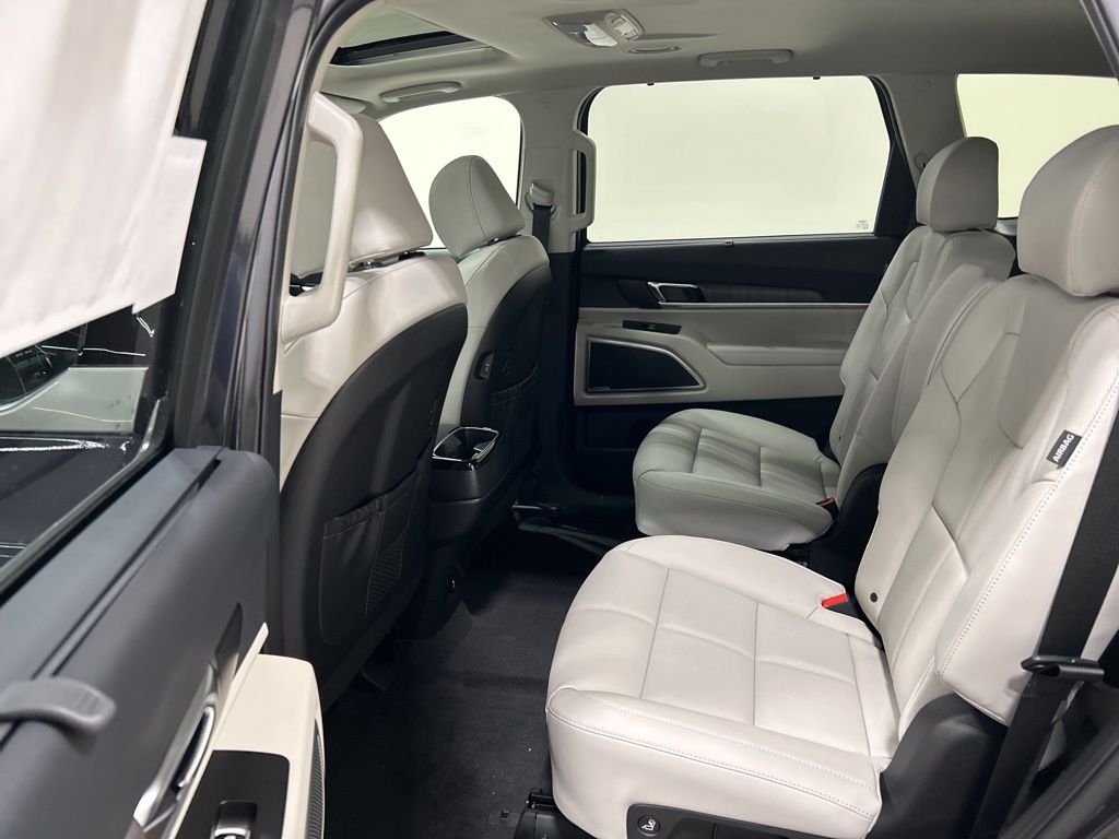 new 2025 Kia Telluride car, priced at $47,000