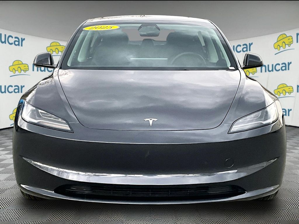2025 Tesla Model 3 — photo 3