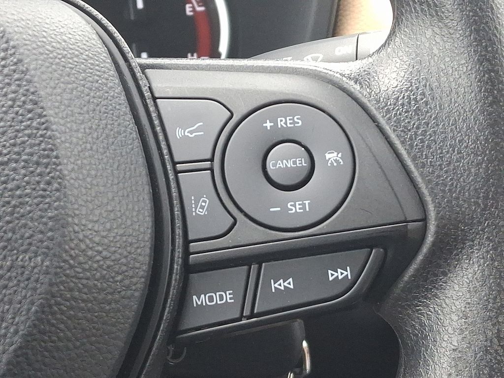 Thumbnail: 2023 Toyota RAV4 - 22