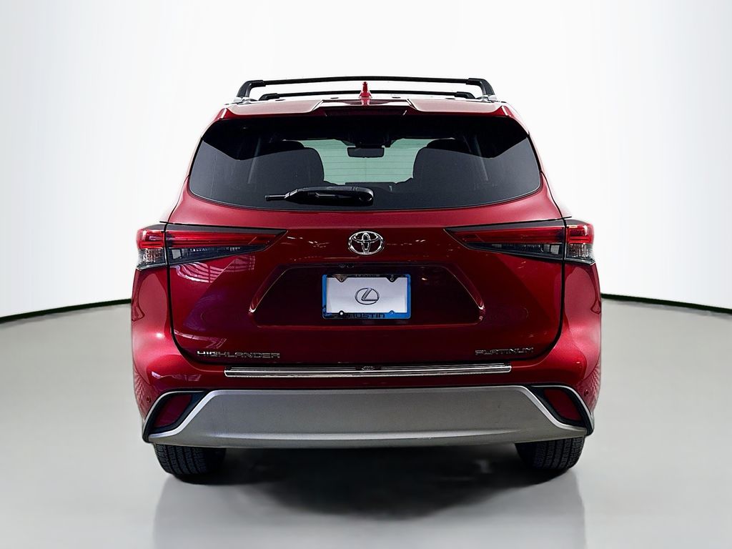 Thumbnail: 2020 Toyota Highlander - 6
