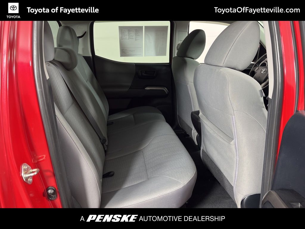 Thumbnail: 2016 Toyota Tacoma - 7