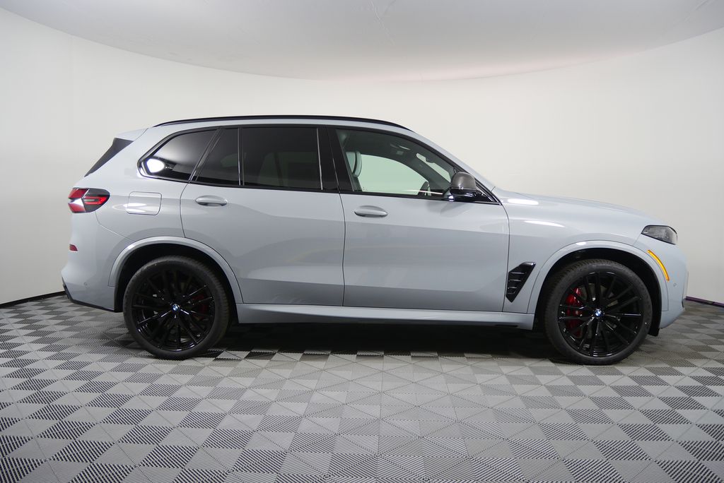 Thumbnail: 2026 BMW X5 - 2