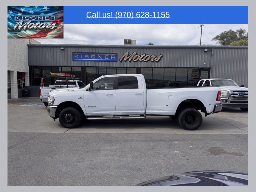 Bright White Clearcoat 2022 RAM 3500 Big Horn Crew Cab LB DRW 4WD Pickup Truck Four-Wheel Drive 6-Speed Automatic