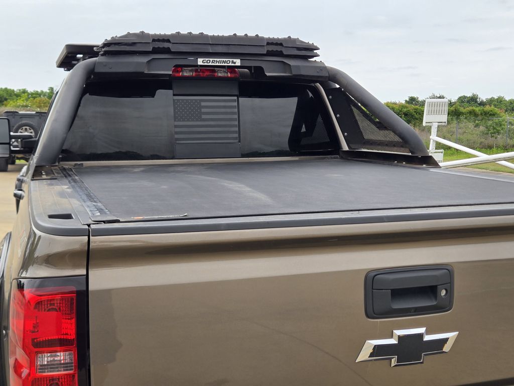 2015 Chevrolet Silverado 2500HD LT - 11
