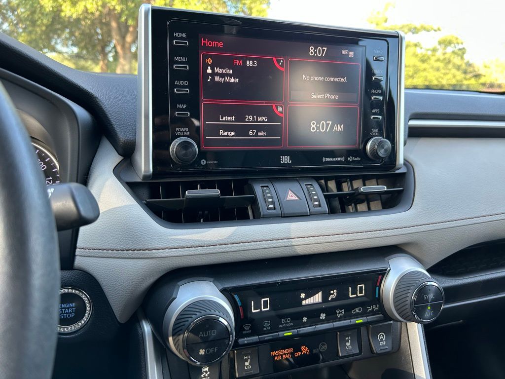 Thumbnail: 2020 Toyota RAV4 - 20