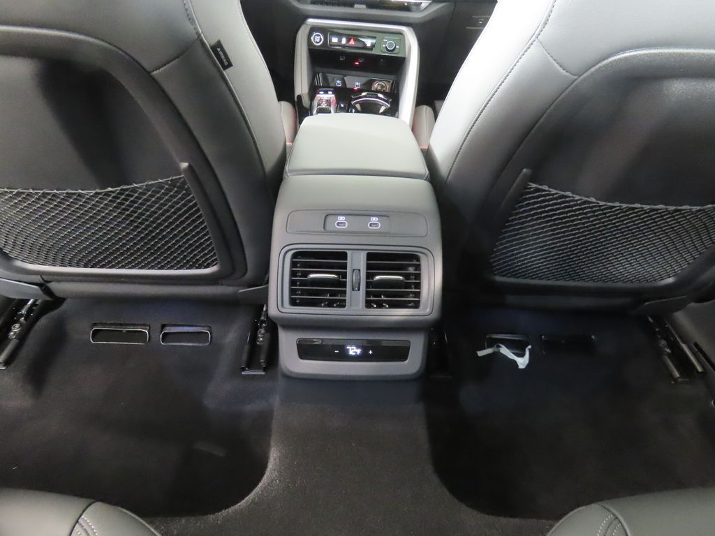 Thumbnail: 2025 Audi Q5 - 22