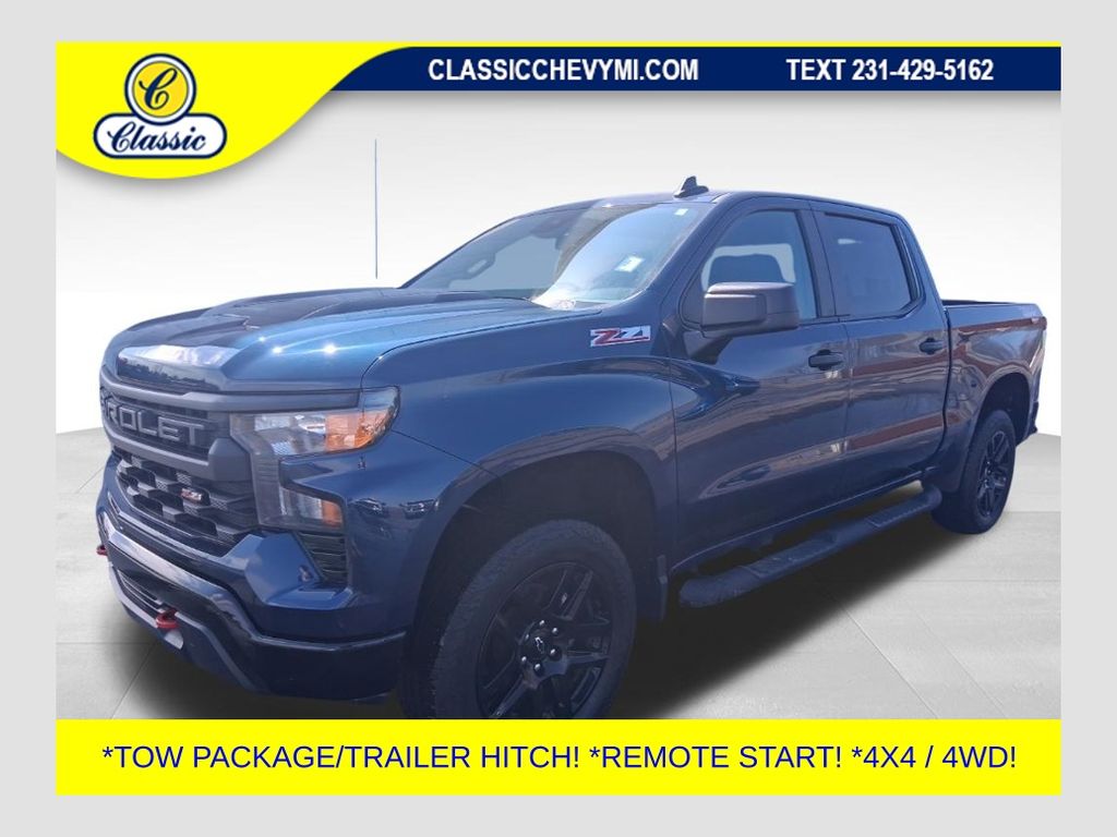 Northsky Blue Metallic 2022 Chevrolet Silverado 1500 Custom Trail Boss Crew Cab 4WD Pickup Truck Four-Wheel Drive 8-Speed Automatic