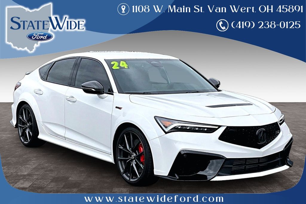 White 2024 Acura Integra Hatchback Front-Wheel Drive 6-Speed Manual
