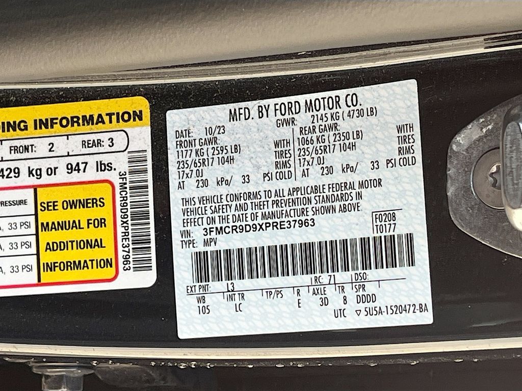 Used 2023 Blue Ford Badlands image 31