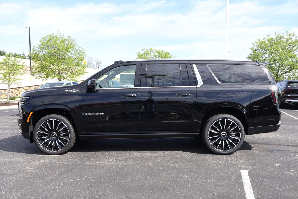 2025 Chevrolet Suburban High Country 12