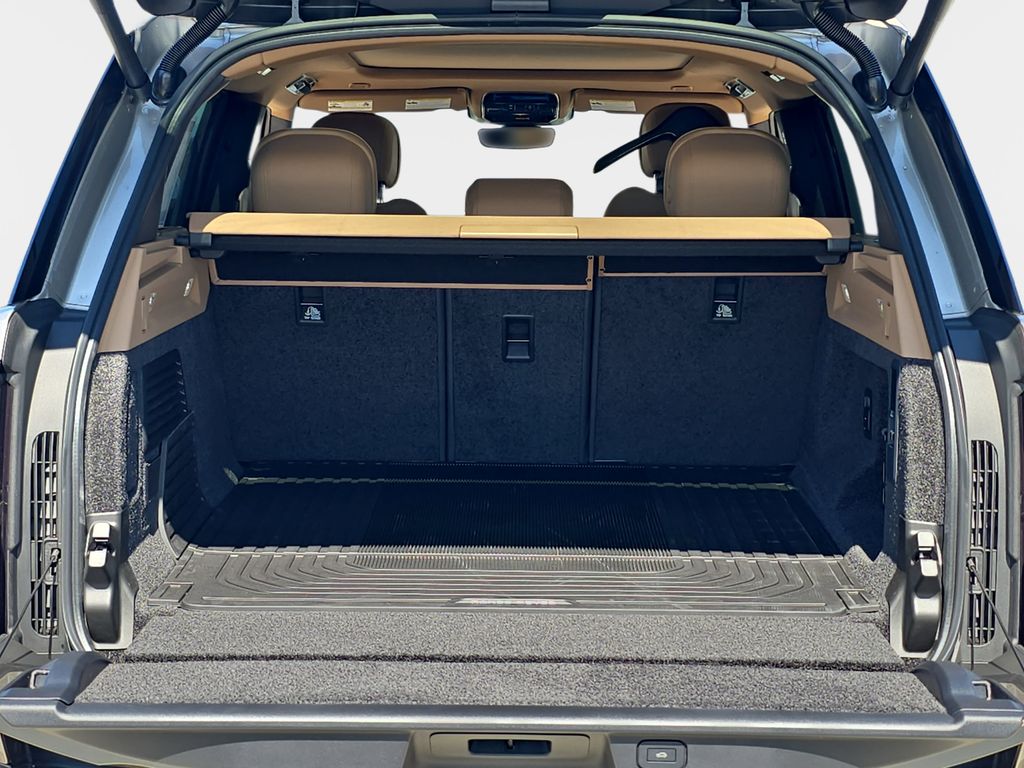 New 2026 Gold Land Rover SE image 12