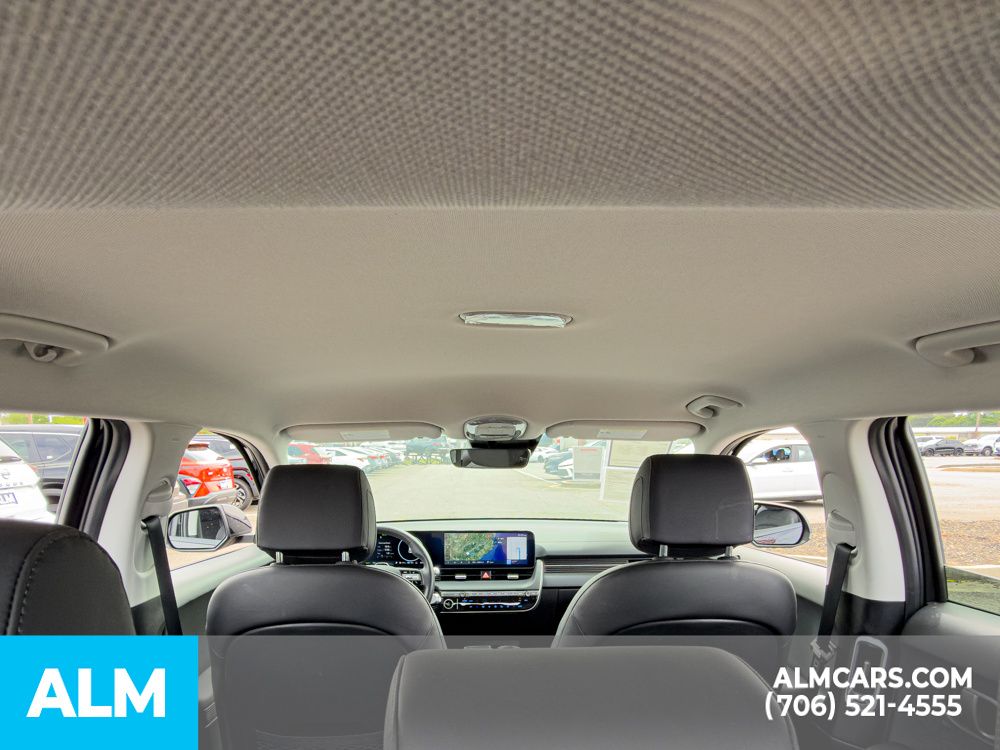 Used 2025 Abyss Black Hyundai SEL image 20