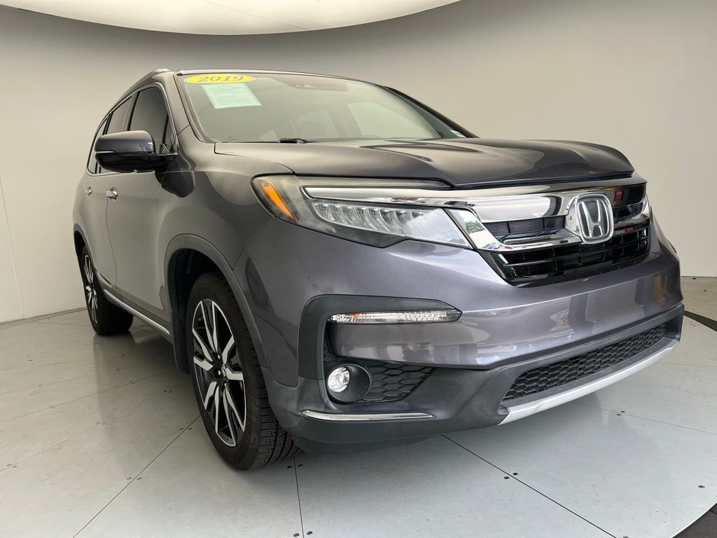 Thumbnail: 2019 Honda Pilot - 2