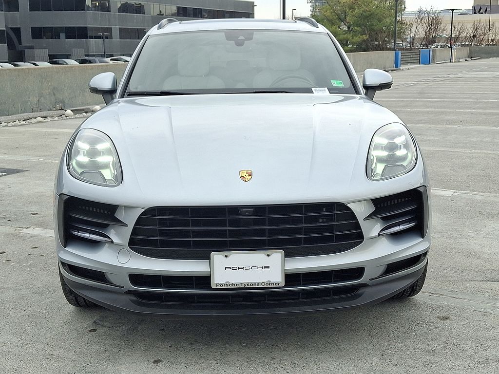 Thumbnail: 2020 Porsche Macan - 6