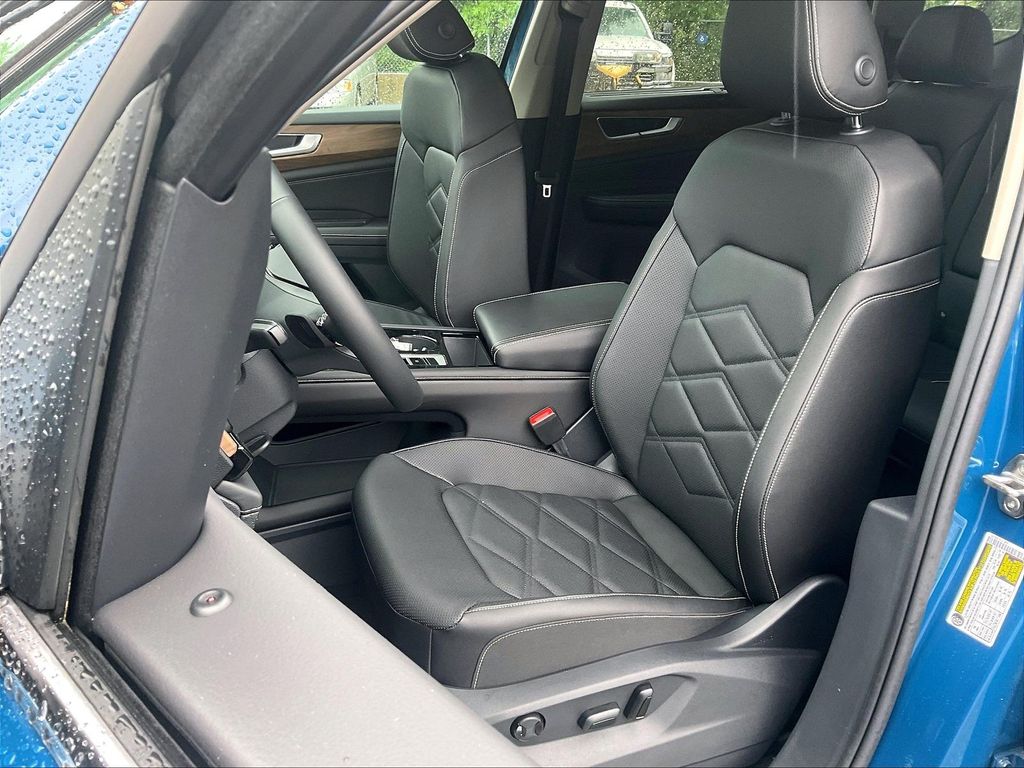 2026 Volkswagen Atlas — photo 10