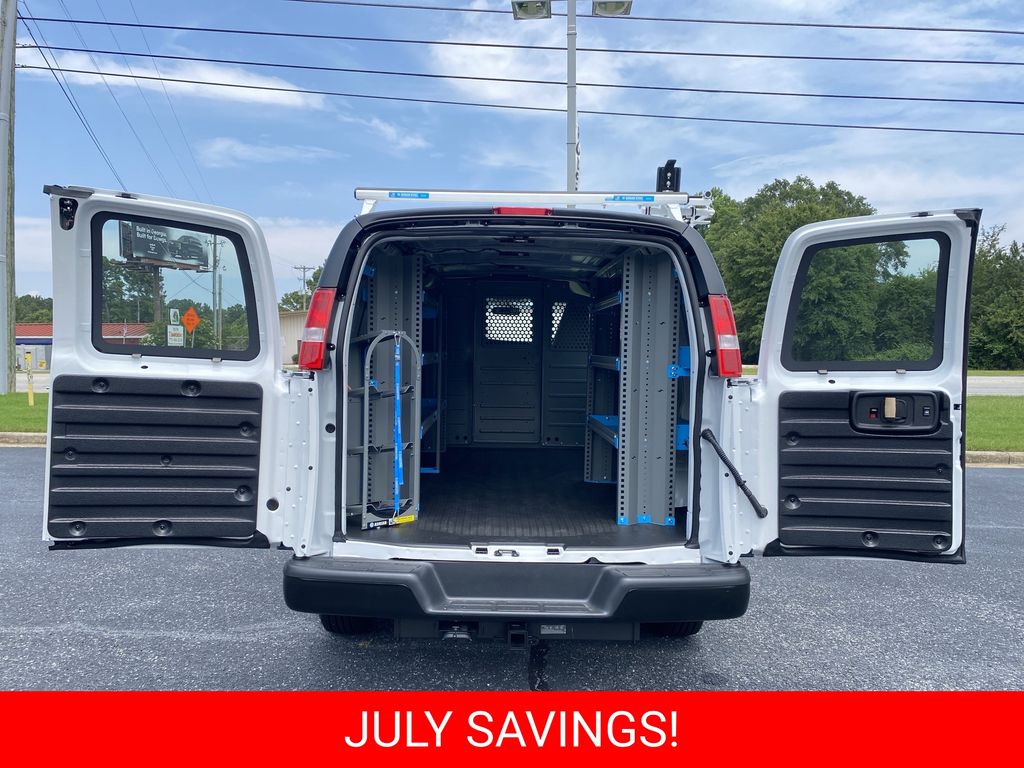 New 2026 Chevrolet Express 2500 Van