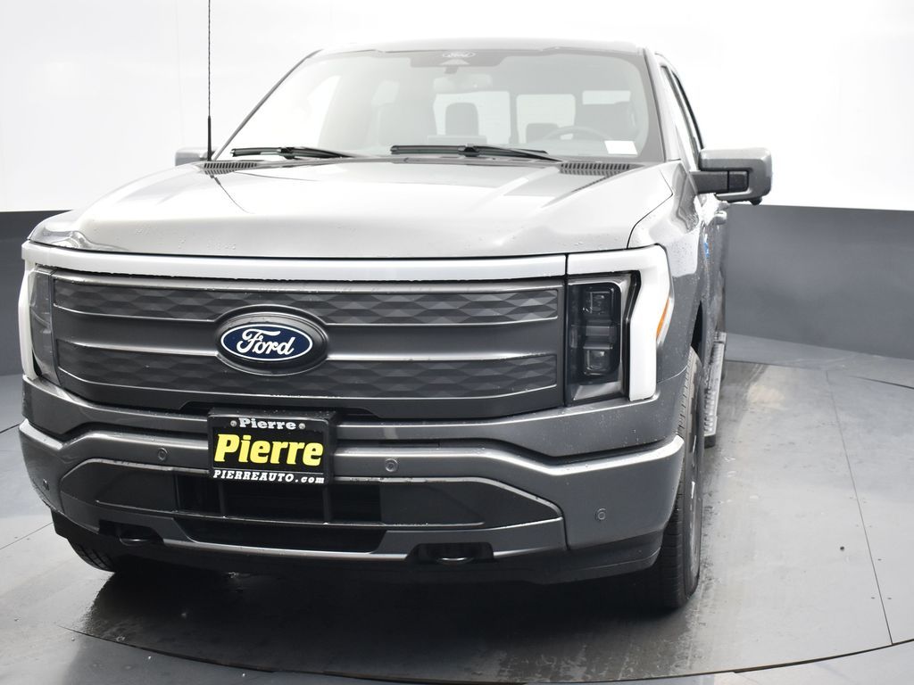 2025 Ford F-150 Lightning Lariat SuperCrew AWD