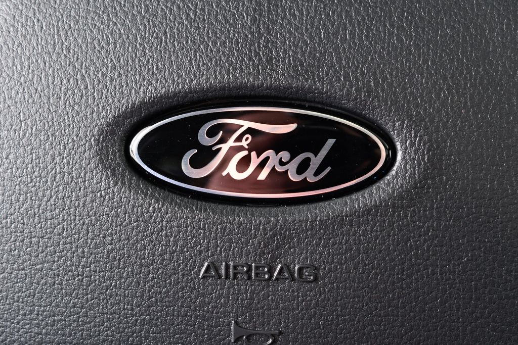 New 2026 Gray Ford Raptor image 34