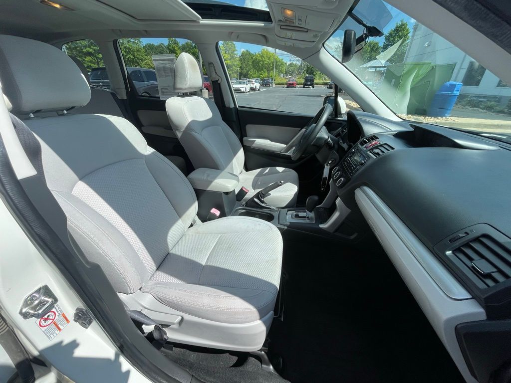 Thumbnail: 2015 Subaru Forester - 32