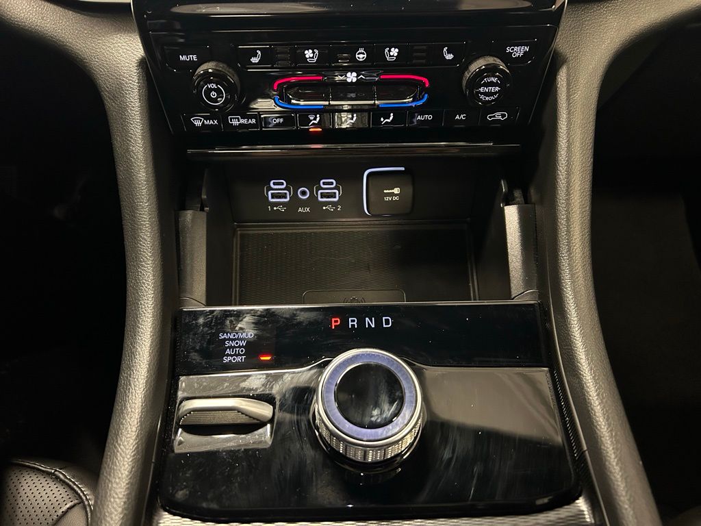 new 2025 Jeep Grand Cherokee L car, priced at $53,543