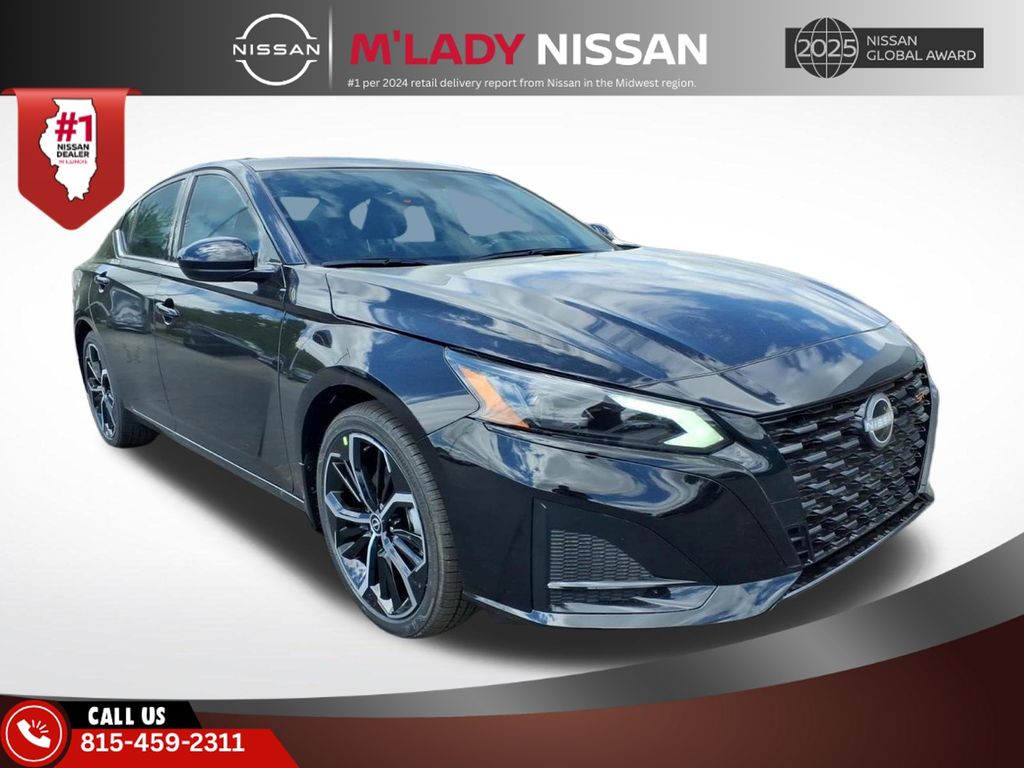 Super Black 2026 Nissan Altima 2.5 SR FWD Sedan Front-Wheel Drive Continuously Variable Transmission
