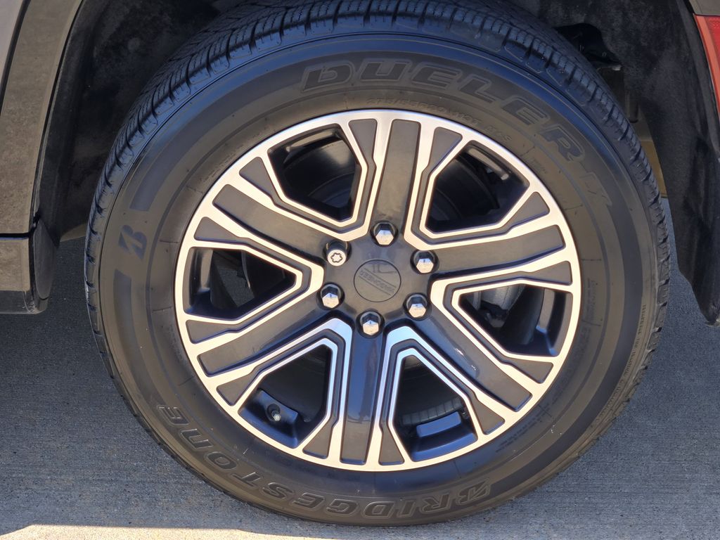 2023 Jeep Wagoneer Base Gray at Joe Myers Mazda Kia