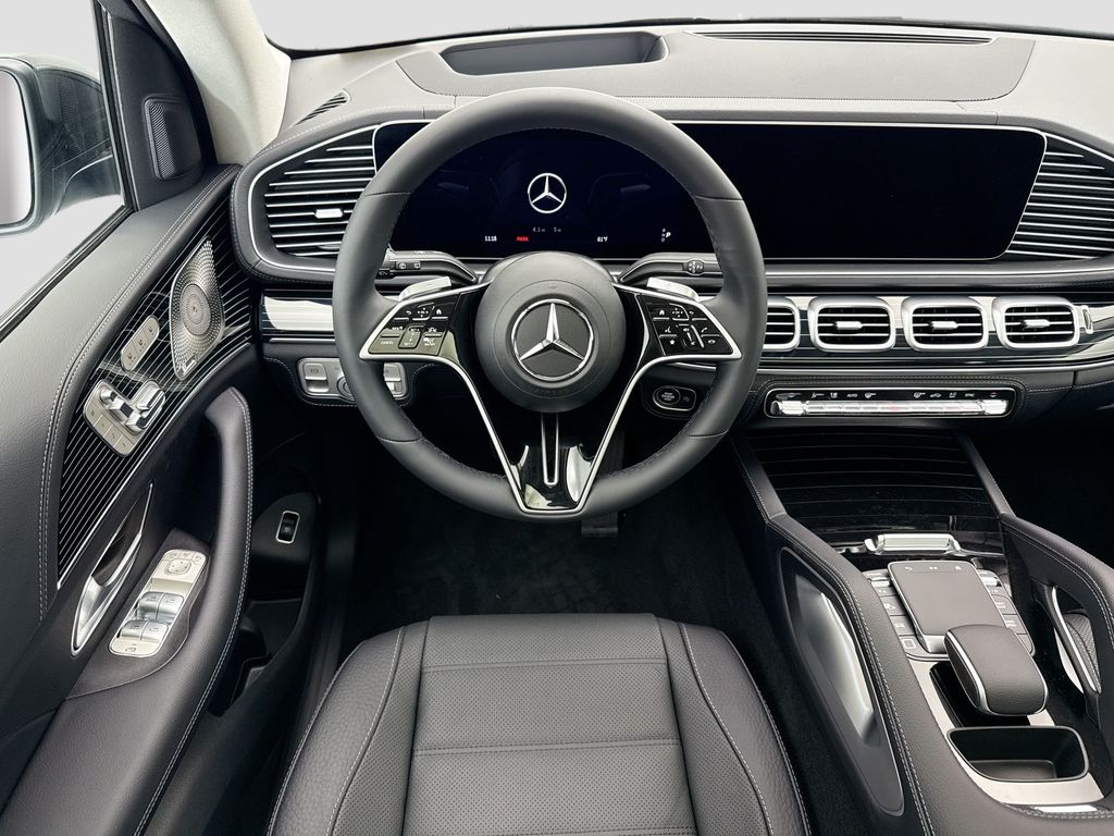 Thumbnail: 2026 Mercedes-Benz GLE - 10