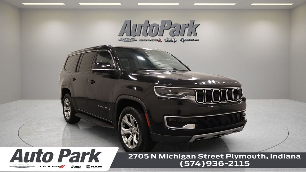 Diamond Black Crystal Pearlcoat 2022 Jeep Wagoneer SUV / Crossover Four-Wheel Drive 8-Speed Automatic