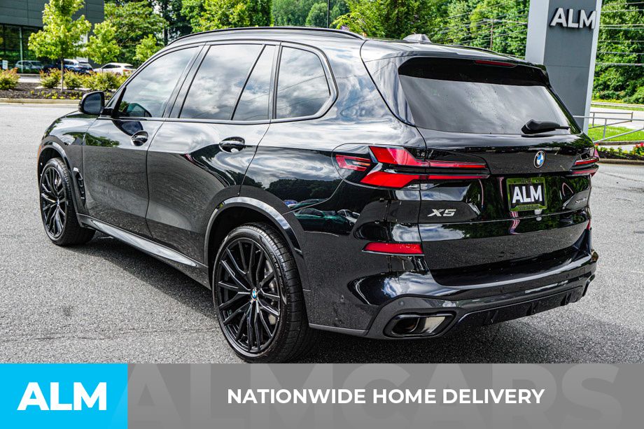 Used 2025 Black BMW sDrive40i image 5