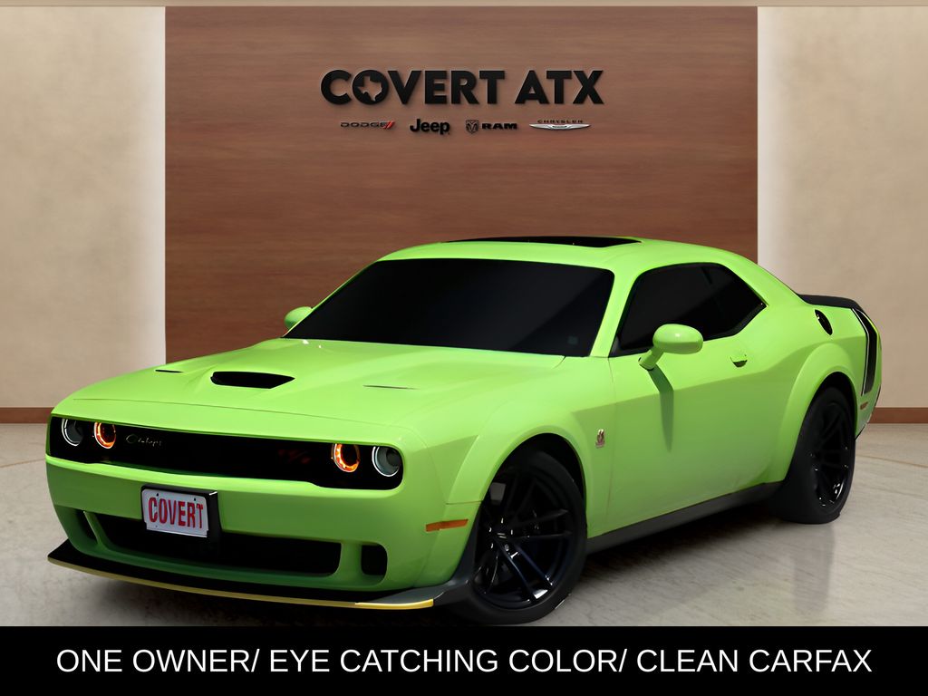 2023 Dodge Challenger Verde (Sublime Metallic) Coupé Tracción trasera 8 velocidades Automática
