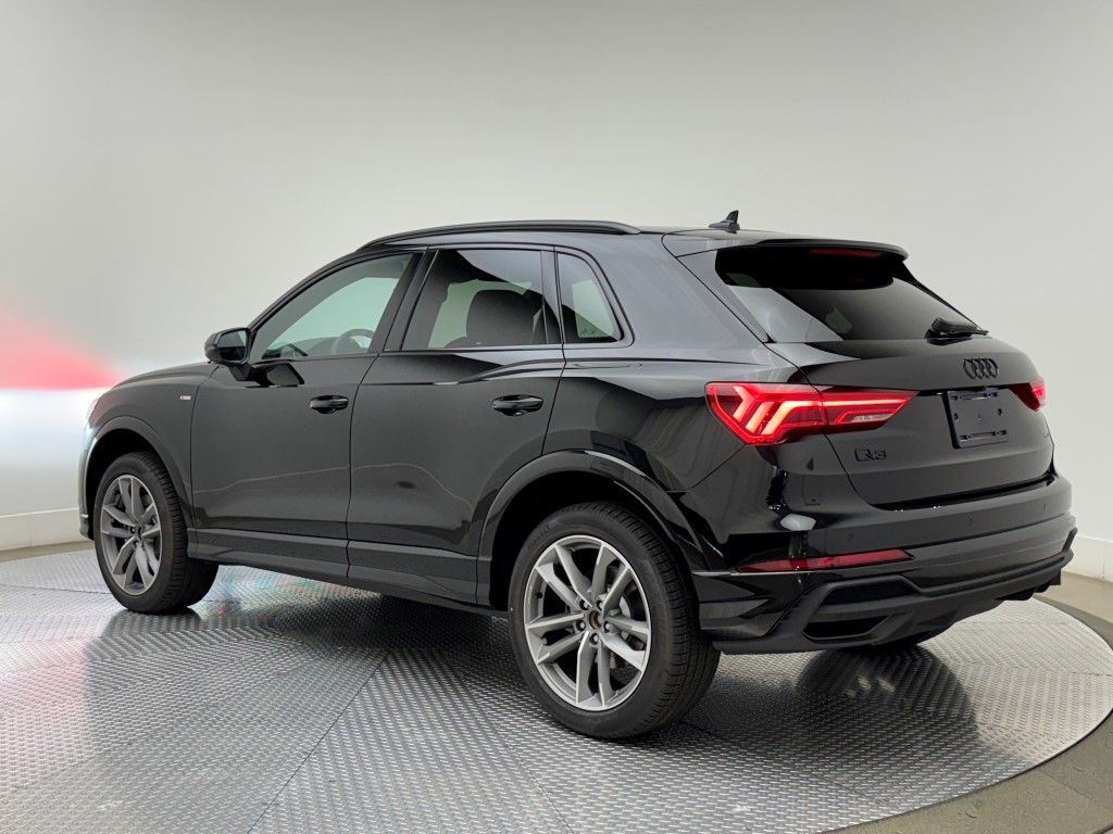 2025 Audi Q3  5