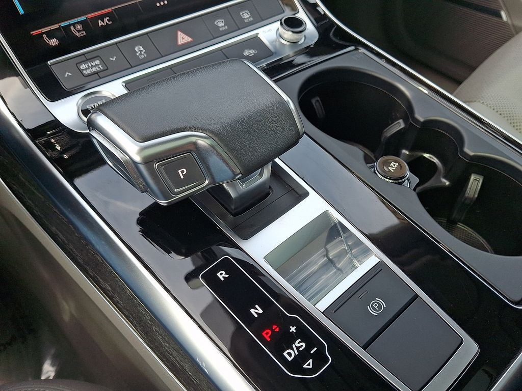 Thumbnail: 2022 Audi Q7 - 15