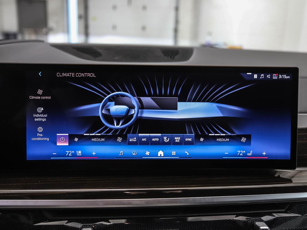 Thumbnail: 2024 BMW X5 - 18