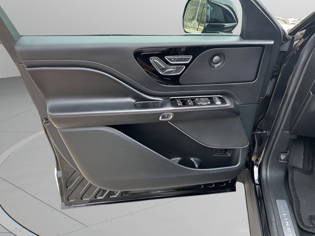 Used Car 2022 Lincoln Aviator  Reserve For Sale Under $50,000 In Austin, Texas