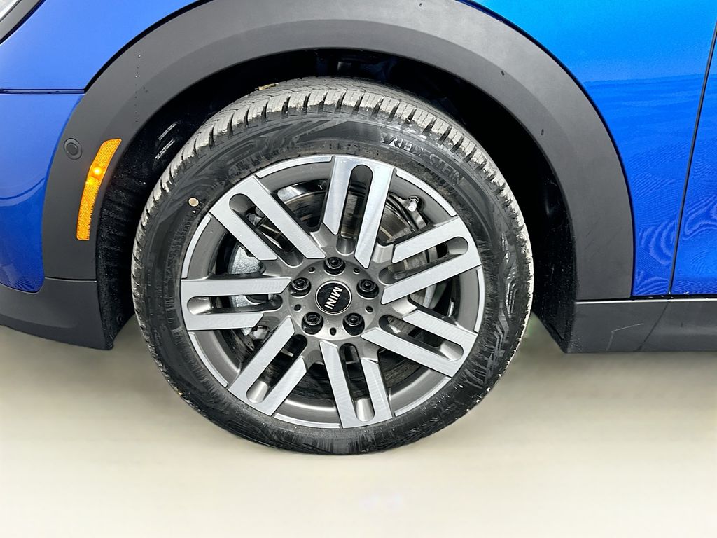 2025 MINI Cooper Hardtop S 22