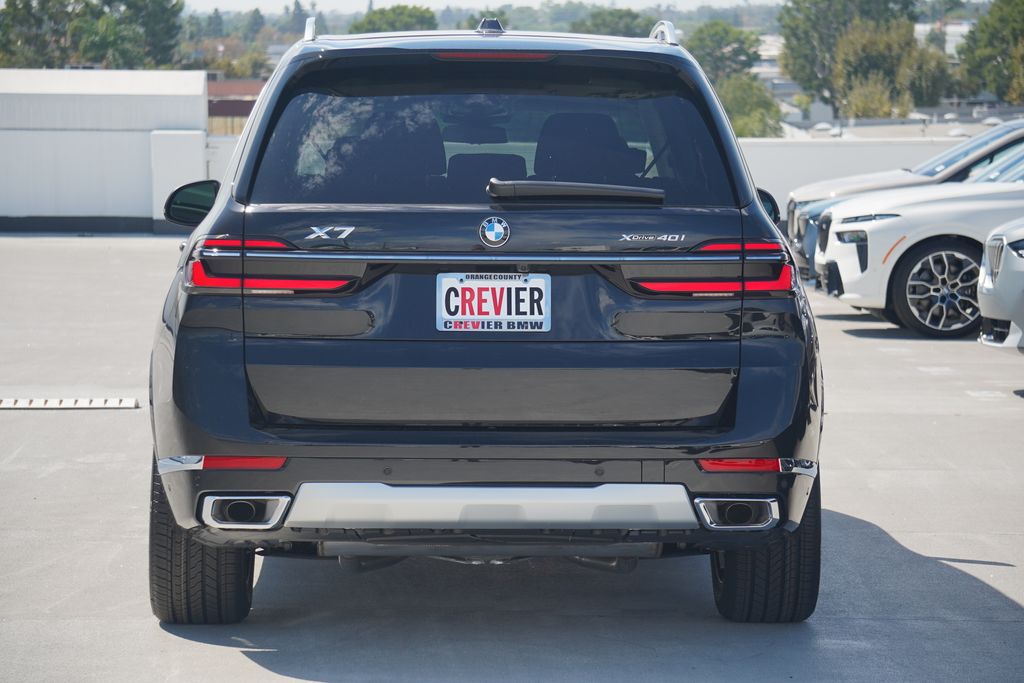 Thumbnail: 2026 BMW X7 - 6